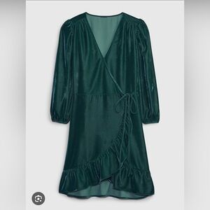 Gap holiday green velvet wrap dress